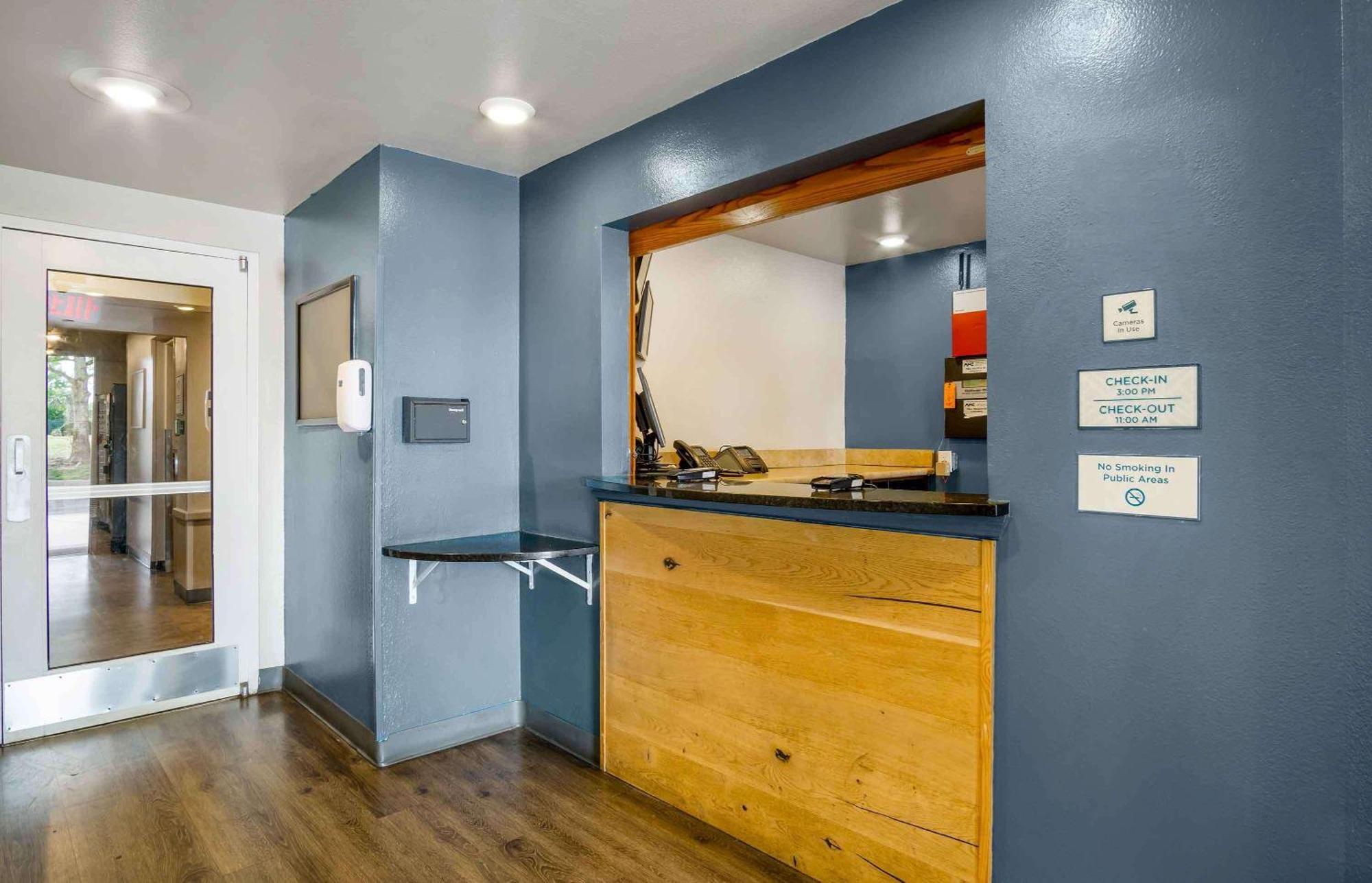 Extended Stay America Select Suites - Charleston - Ashley Phosphate Rd Hanahan Bagian luar foto
