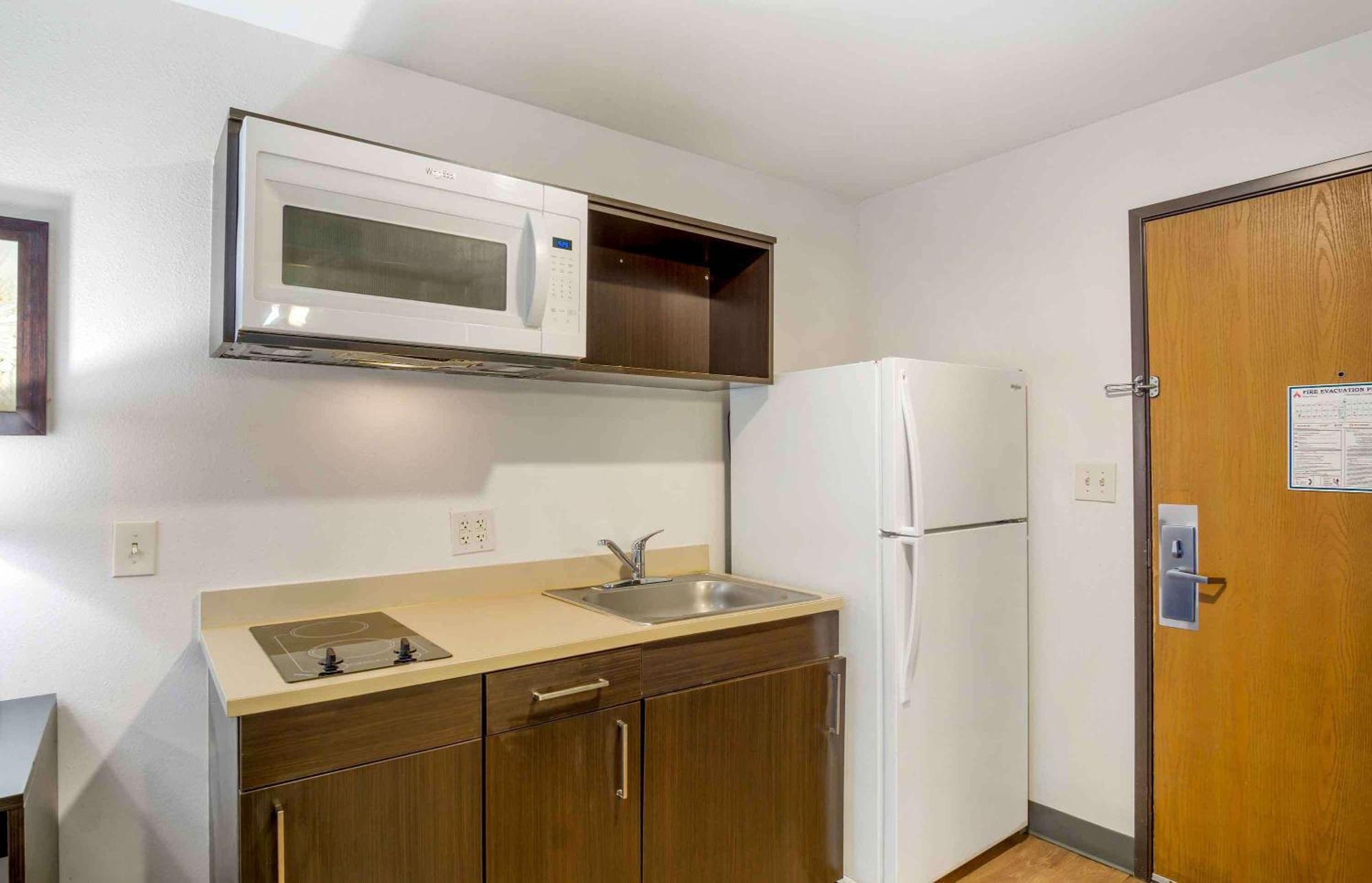 Extended Stay America Select Suites - Charleston - Ashley Phosphate Rd Hanahan Bagian luar foto